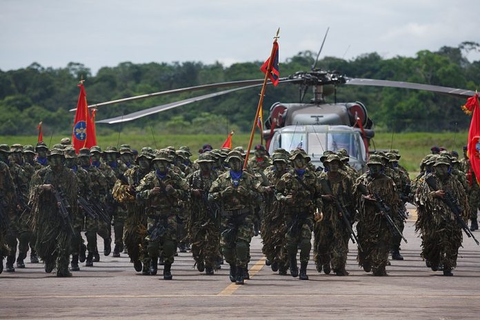 960px-colombian_army_counter-narcotics_brigade_honors_u.s._special_forces_161207-a-kd443-027.jpg