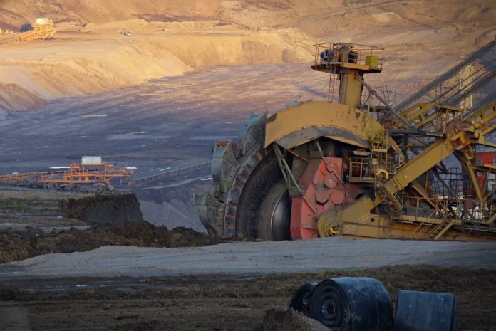 tyna_janoch-excavator-2781676-1024x684.jpg.webp