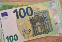 Европратениците подготвени за преговори за дигиталното евро