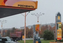 Редици за гориво во Русија, забранет и извозот на дизел